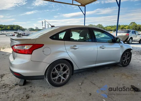 2014 Ford Focus Se z USA, uszkodzony, nr VIN 1FADP3F2XEL233516